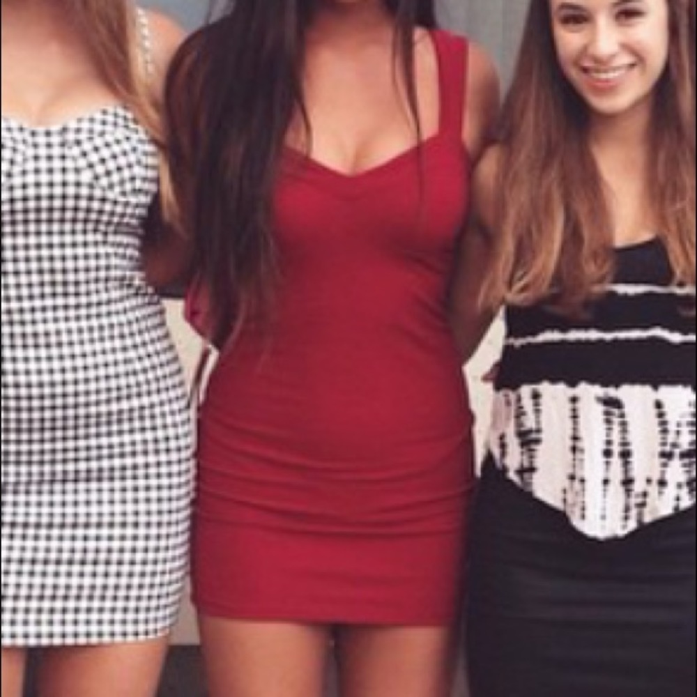 ☆ Red Bodycon Dress ☆